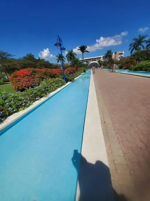 Heart-Of-The-City Apartment With The Amenities Of Home Kingston Jamaica