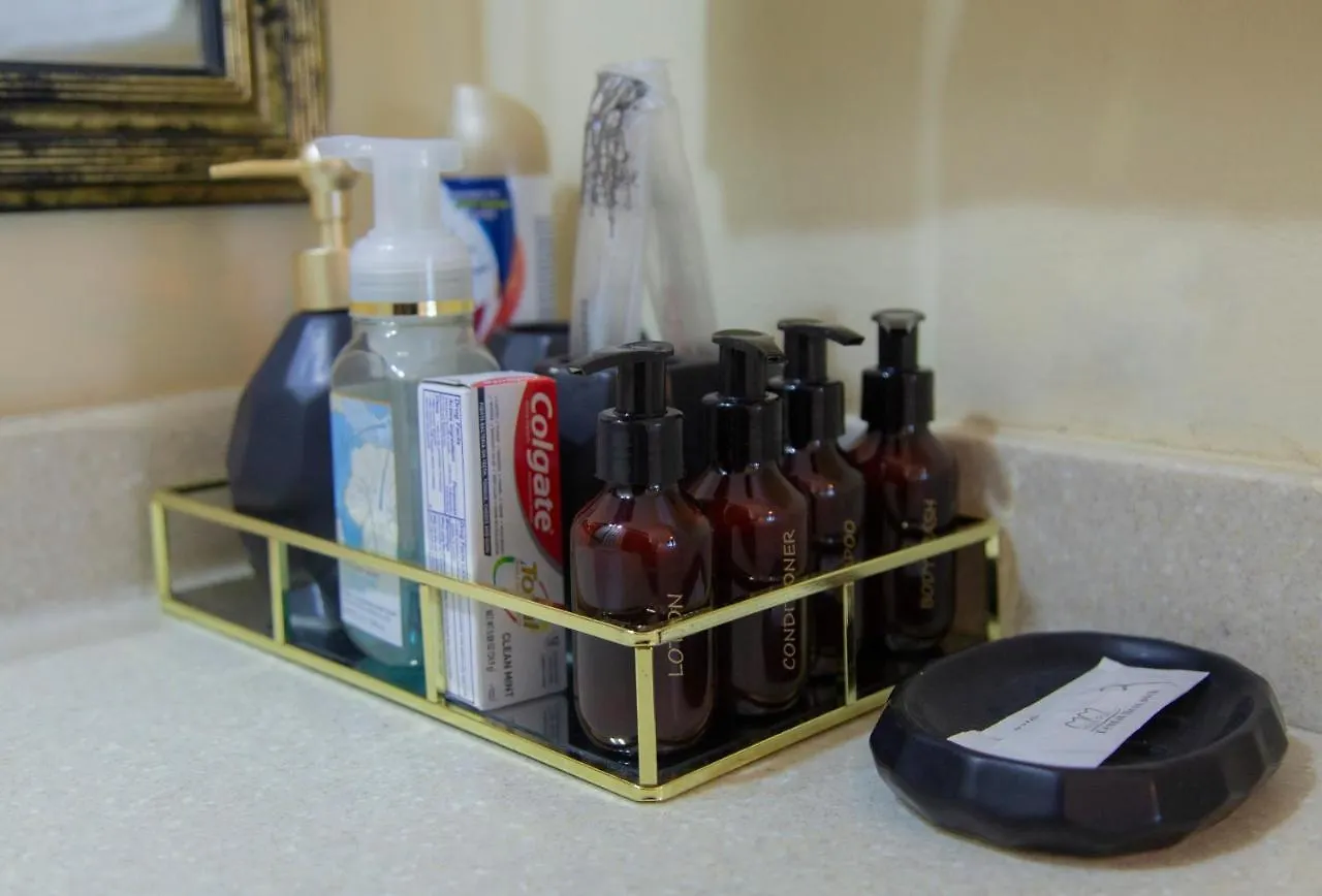 קינגסטון Heart-Of-The-City Apartment With The Amenities Of Home